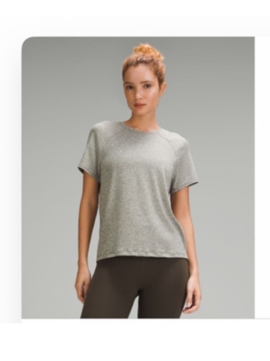 lululemon athletica Tops - lululemon 🍋 license to train heathered army green classic fit shirt size 6